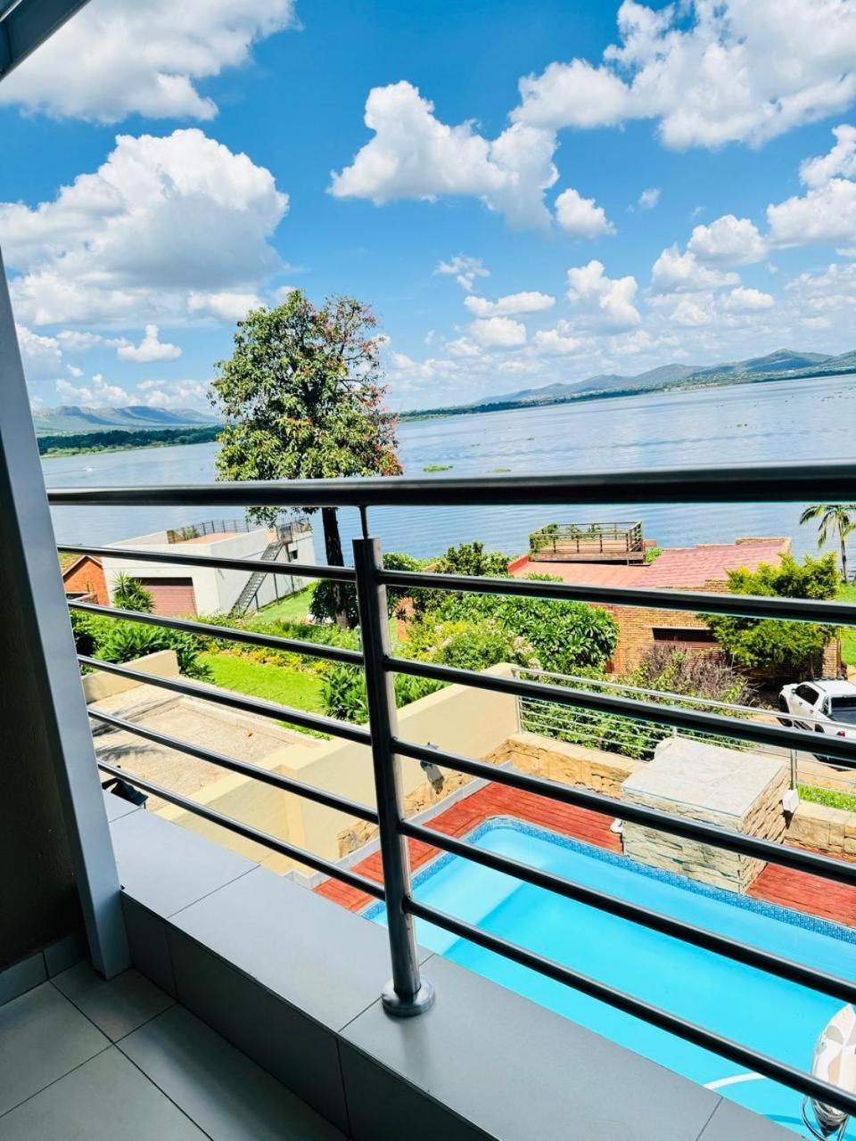 The Holiday House Harties Hartbeespoort Kültér fotó